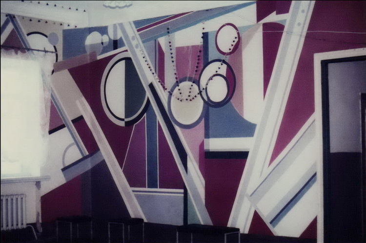 Wandmalerei-Suprematism-350x560cm-Enkaustik-1987-Russland.jpg